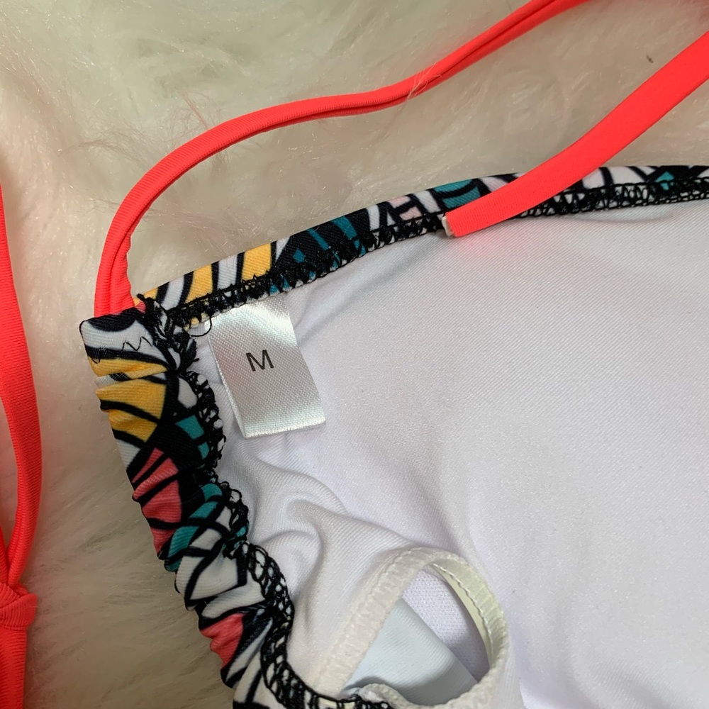 Abstract Flower Bikini - Picture 3 of 4
